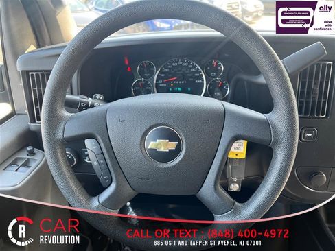 Used 2020 Chevrolet Express 3500 LT w/ LT Preferred Equipment Group RWD image 19
