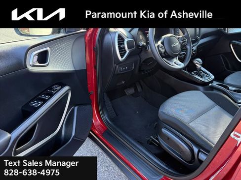 Used 2024 Kia Soul LX w/ Option Group 015 image 14