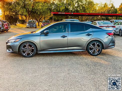 Used 2021 Nissan Sentra SR FWD image 5