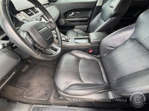 Used 2019 Land Rover Range Rover Evoque SE image 18
