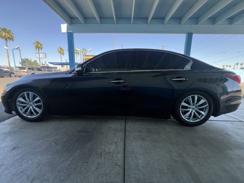 Used 2015 INFINITI Q50 Premium w/ Technology Package image 6