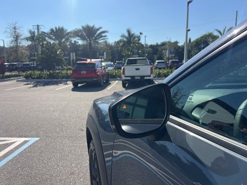 Used 2025 MAZDA CX-50 AWD 2.5 S w/ Select Package image 17