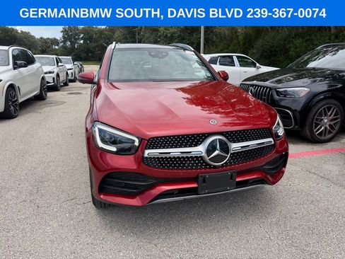 Used 2020 Mercedes-Benz GLC 300 4MATIC image 4