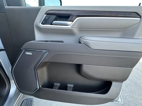 New 2026 GMC Sierra 2500 SLT image 31