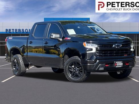 Used 2022 Chevrolet Silverado 1500 LT Trail Boss w/ LT Trail Boss Premium Package AWD/4WD image 1