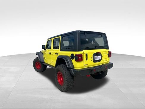 Used 2024 Jeep Wrangler Unlimited Rubicon AWD/4WD image 5