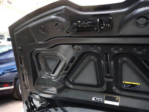 Used 2023 Lamborghini Huracan Tecnica image 26