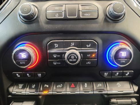 Used 2022 Chevrolet Silverado 2500 LTZ w/ Carhartt Edition image 21