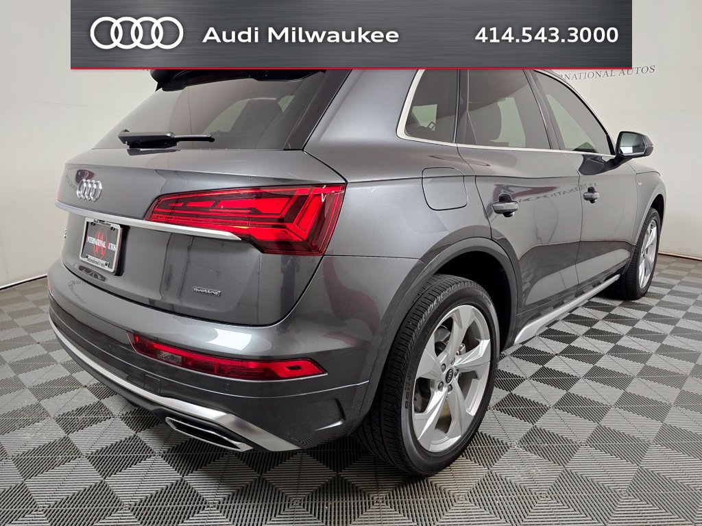 Used 2023 Audi Q5 2.0T Premium Plus w/ Premium Plus Package AWD/4WD image 4