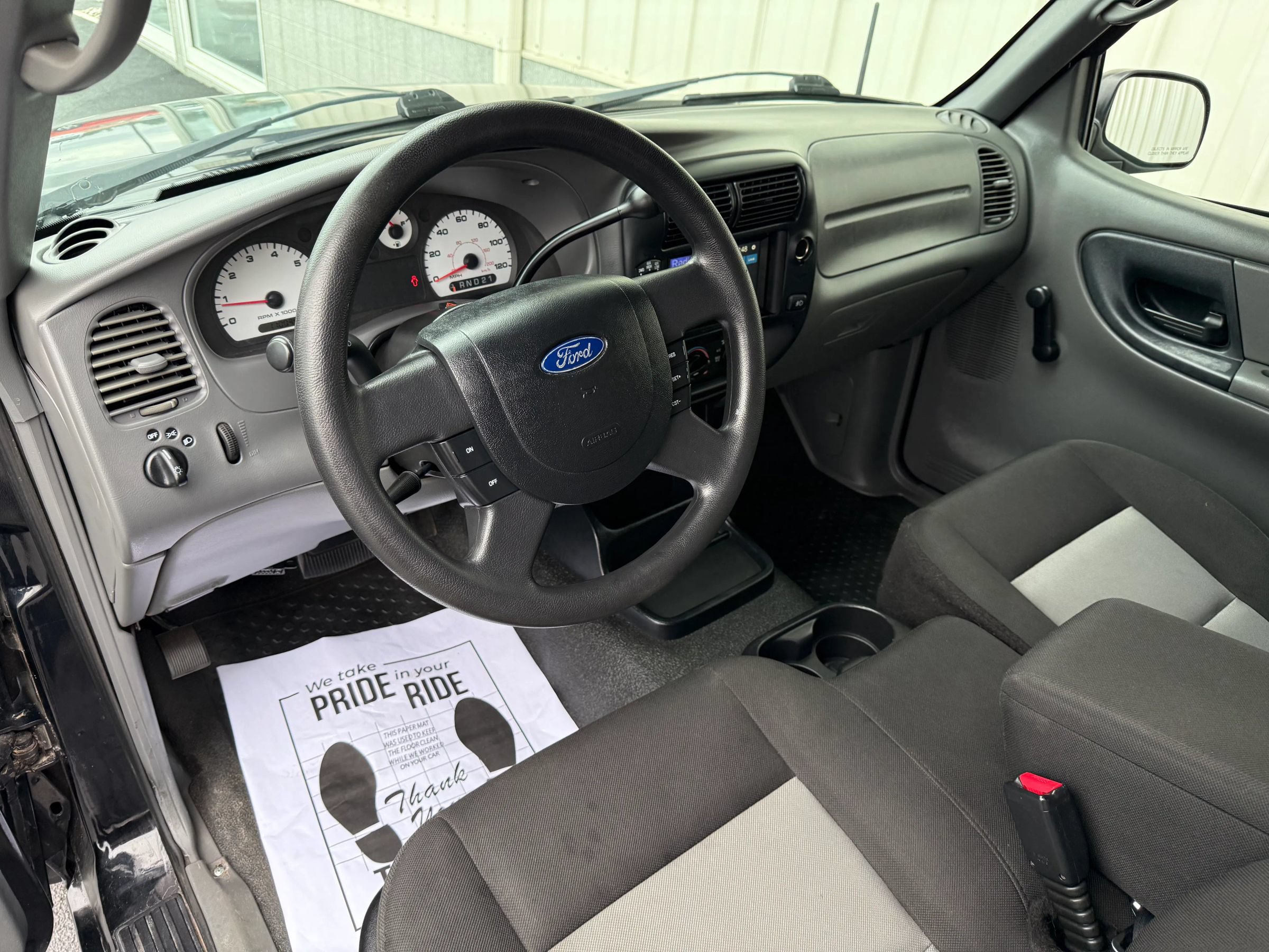 Used 2004 Ford Ranger XL AWD/4WD image 17
