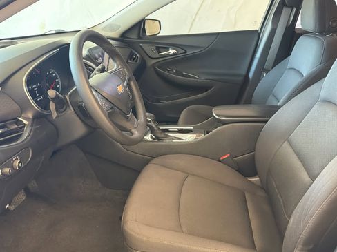 Used 2021 Chevrolet Malibu LT FWD image 11