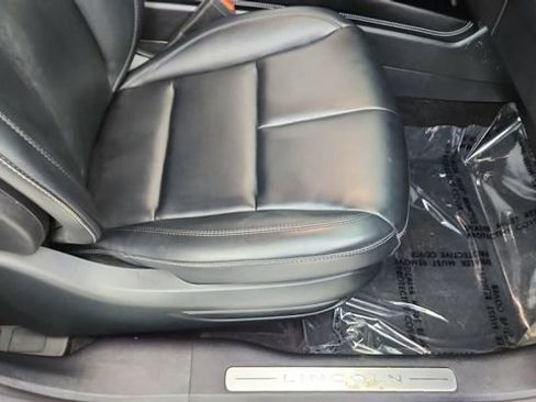 Used 2022 Lincoln Corsair FWD image 22