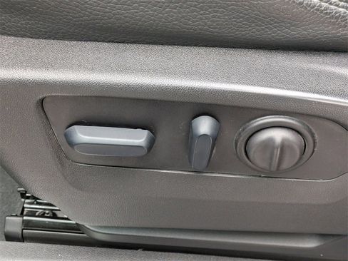 Used 2023 GMC Sierra 2500 Denali w/ Denali Black Diamond Edition image 21