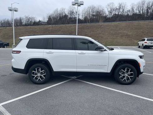 New 2025 Jeep Grand Cherokee L Limited image 9