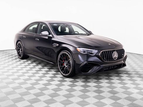 Used 2026 Mercedes-Benz E 53 AMG e 4MATIC Sedan image 7