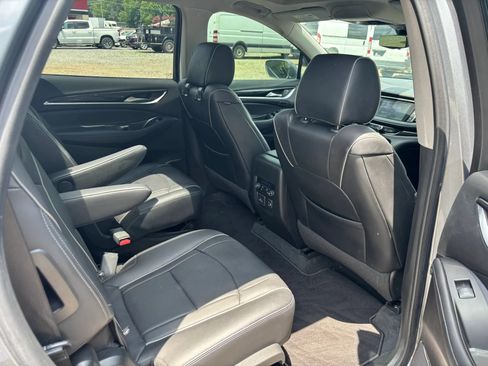 Used 2020 Buick Enclave Avenir w/ Avenir Technology Package FWD image 20