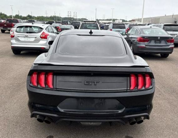 Used 2021 Ford Mustang GT Premium w/ Equipment Group 401A RWD image 4