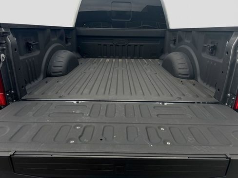 Certified 2022 Ford F250 Lariat w/ Tremor Off-Road Package image 72