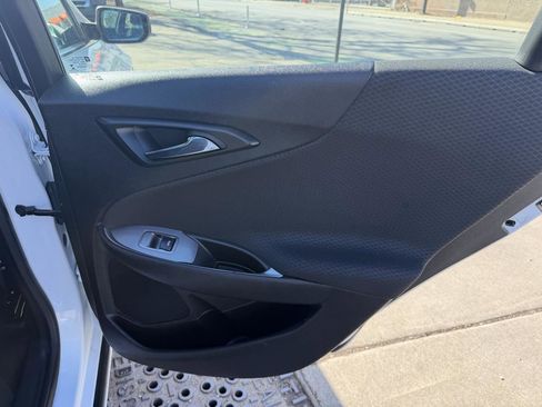 Used 2022 Chevrolet Malibu RS image 26