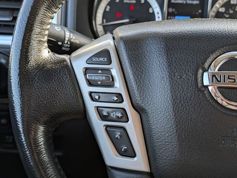 Used 2019 Nissan Titan SL w/ Texas Titan Edition image 28