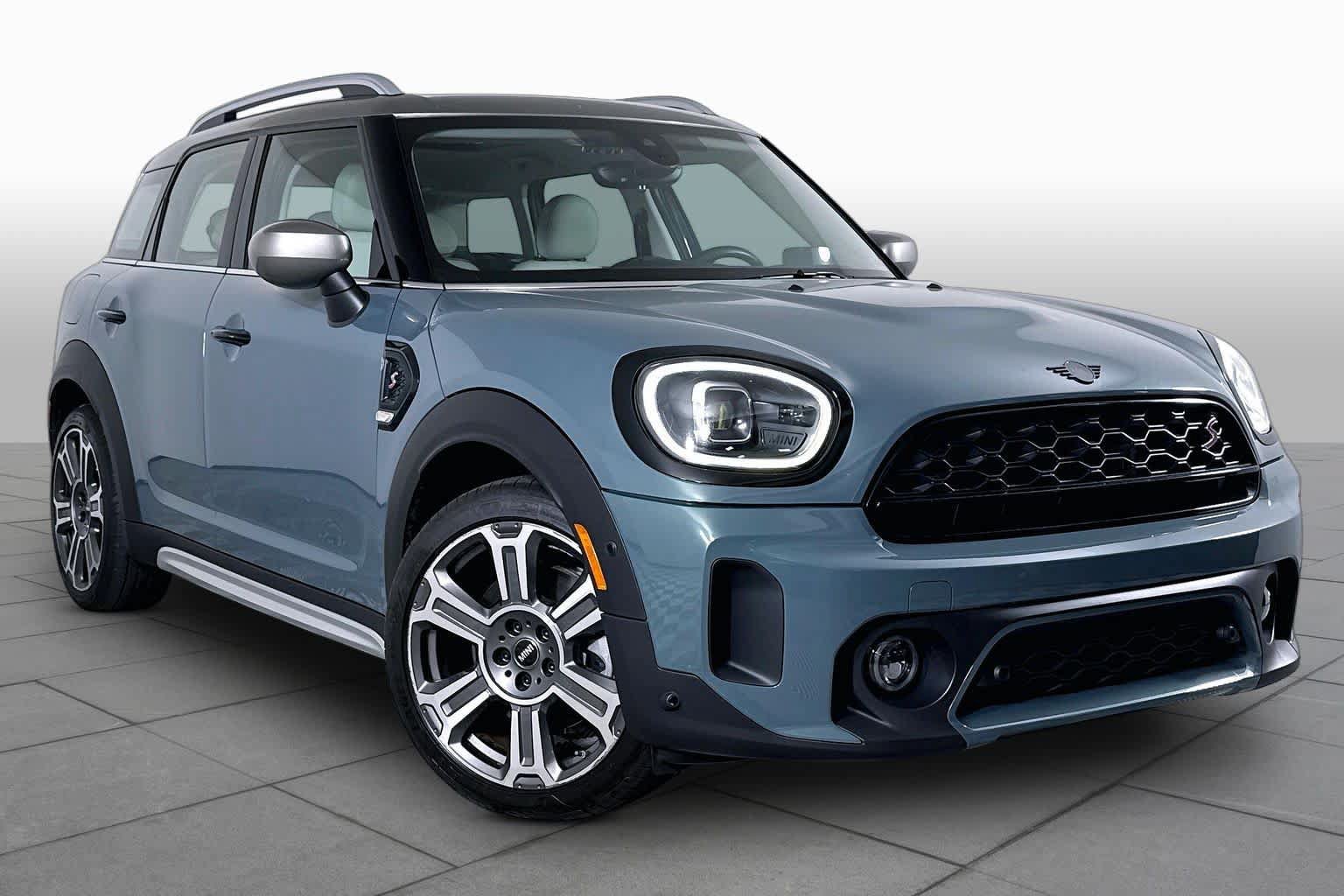 Used 2024 MINI Cooper Countryman S FWD image 2