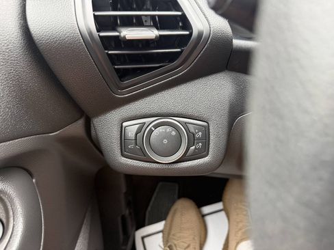 Used 2018 Ford Escape SE w/ SE Sync 3 Package FWD image 25