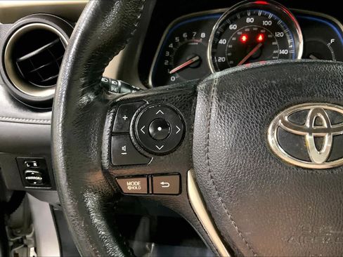 Used 2015 Toyota RAV4 Limited image 23