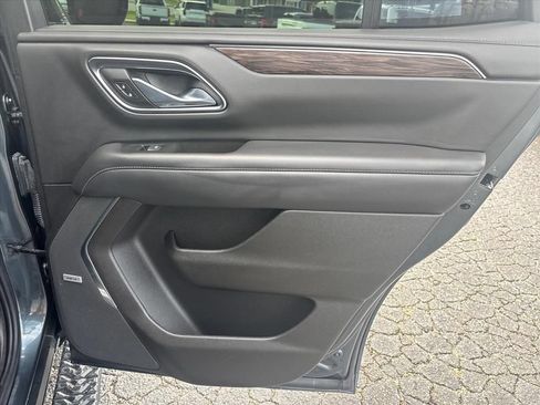 Used 2021 Chevrolet Tahoe Z71 AWD/4WD image 16