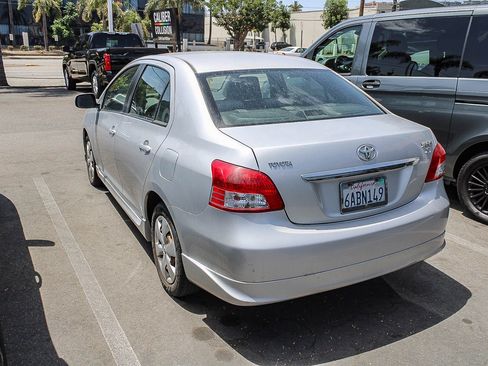 Used 2007 Toyota Yaris S FWD image 8