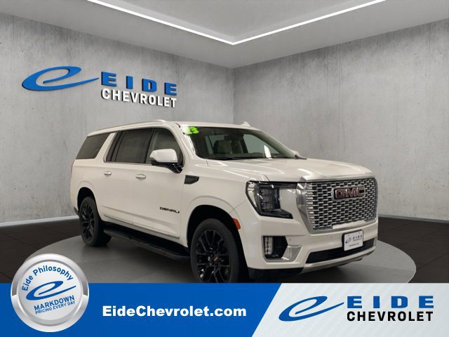 Used 2023 GMC Yukon XL Denali w/ Max Trailering Package AWD/4WD image 1