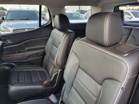 Used 2023 GMC Acadia Denali w/ Denali Ultimate Package image 28