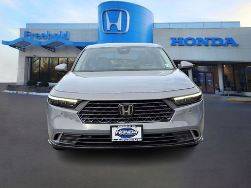 Used 2023 Honda Accord EX-L image 2