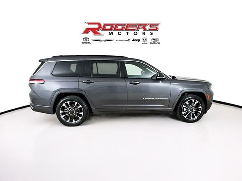 Certified 2024 Jeep Grand Cherokee L Overland image 9