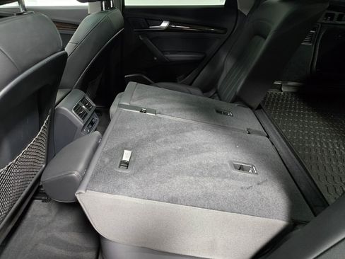 Used 2019 Audi Q5 2.0T Premium Plus w/ Premium Plus Package image 37