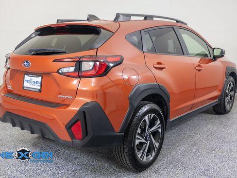 Used 2024 Subaru Crosstrek 2.0i Premium AWD/4WD image 7