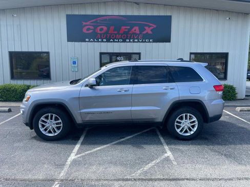 Used 2017 Jeep Grand Cherokee Laredo w/ Quick Order Package 23E image 1