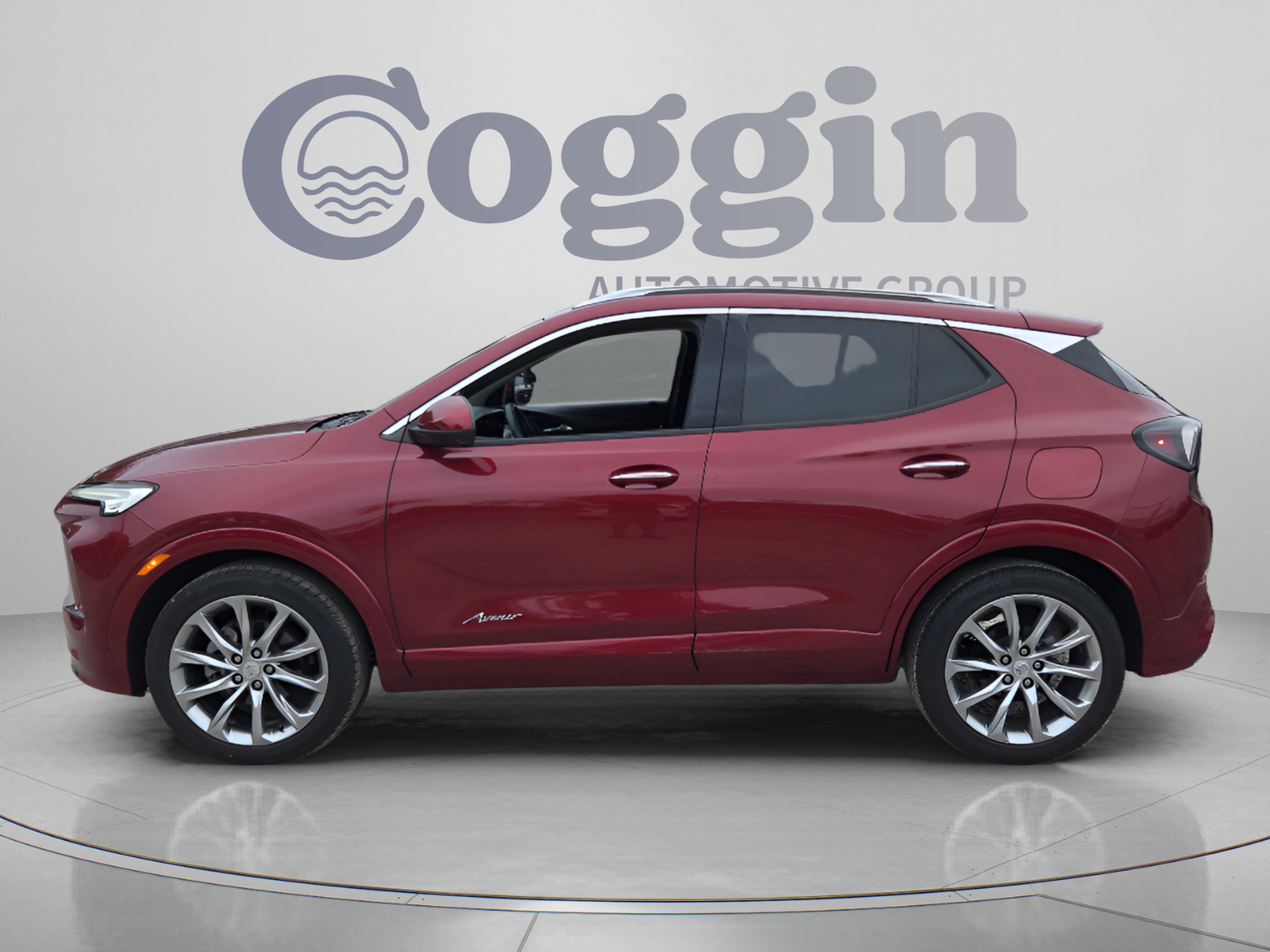 Certified 2024 Buick Encore GX Avenir FWD image 2