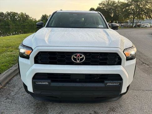 Used 2025 Toyota 4Runner TRD Off-Road Premium AWD/4WD image 8