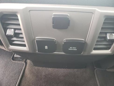 Used 2019 Ford F250 Lariat w/ Lariat Value Package AWD/4WD image 15