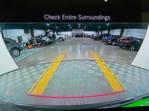 Used 2020 Mercedes-Benz GLC 300 image 18