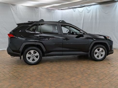 Used 2021 Toyota RAV4 XLE w/ Convenience Package AWD/4WD image 8