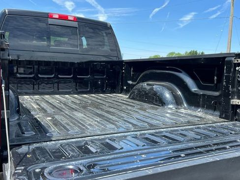 Used 2023 RAM 3500 Laramie AWD/4WD image 9