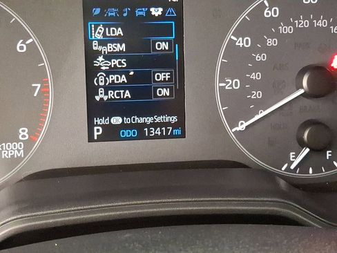 Certified 2023 Toyota Corolla Cross LE AWD/4WD image 5