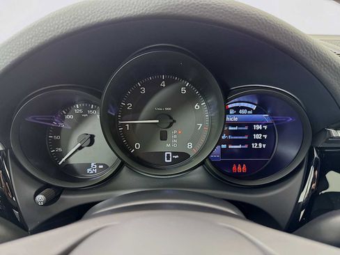 New 2026 Porsche Macan AWD/4WD image 16
