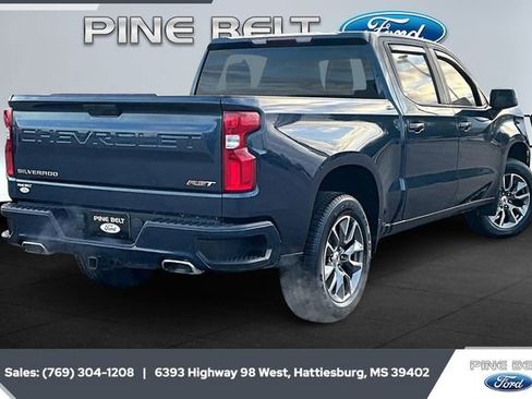 Used 2022 Chevrolet Silverado 1500 RST w/ Safety Package image 11