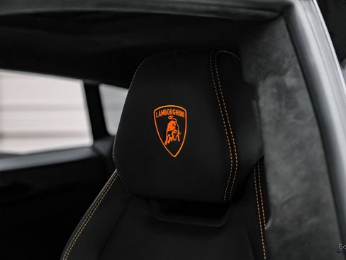 Used 2024 Lamborghini Urus S image 43