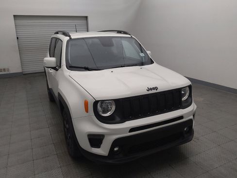 Used 2020 Jeep Renegade Altitude FWD image 14