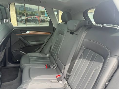 Used 2022 Audi Q5 2.0T Premium Plus AWD/4WD image 19