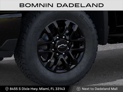 New 2026 Chevrolet Silverado 2500 LT w/ Trail Boss Package image 9