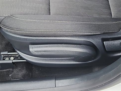 Used 2017 Kia Sportage LX image 18